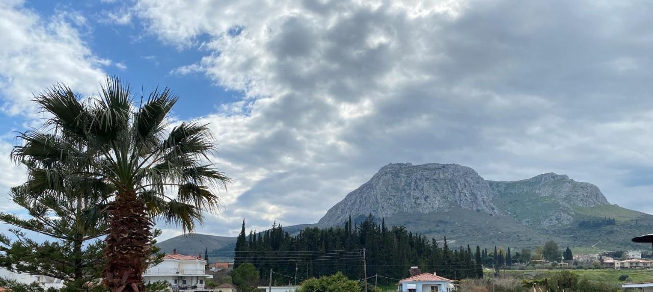 Pegasus House Hotel Corinto Esterno foto