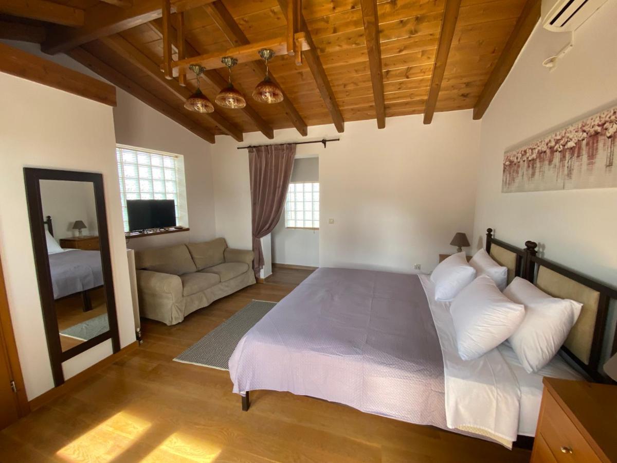 Pegasus House Hotel Corinto Esterno foto