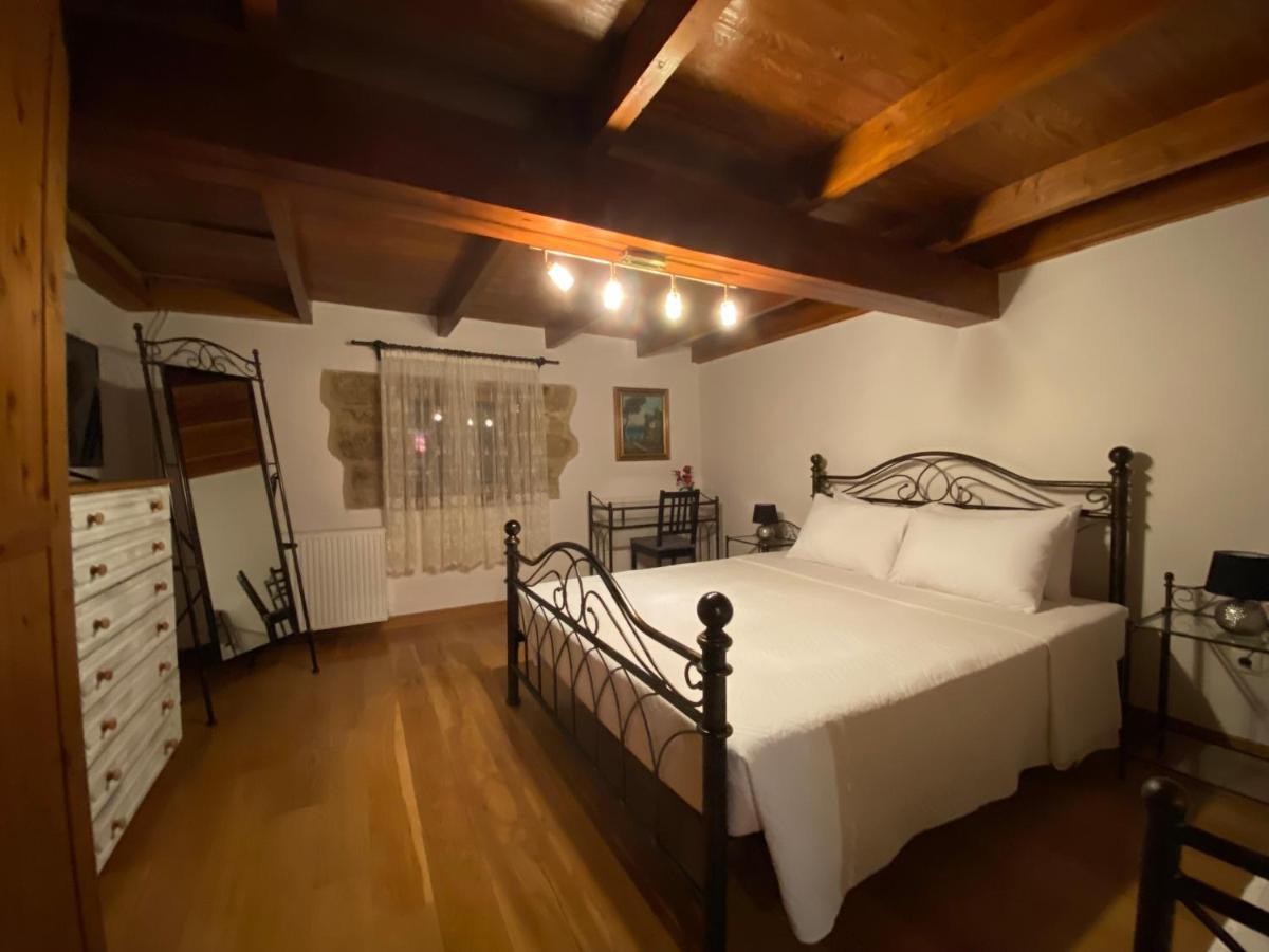 Pegasus House Hotel Corinto Esterno foto