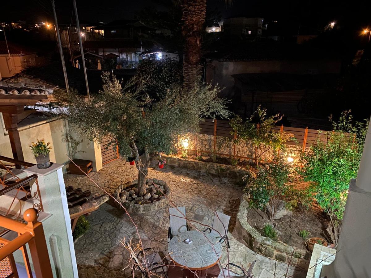 Pegasus House Hotel Corinto Esterno foto