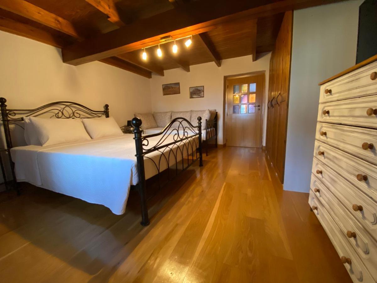Pegasus House Hotel Corinto Esterno foto