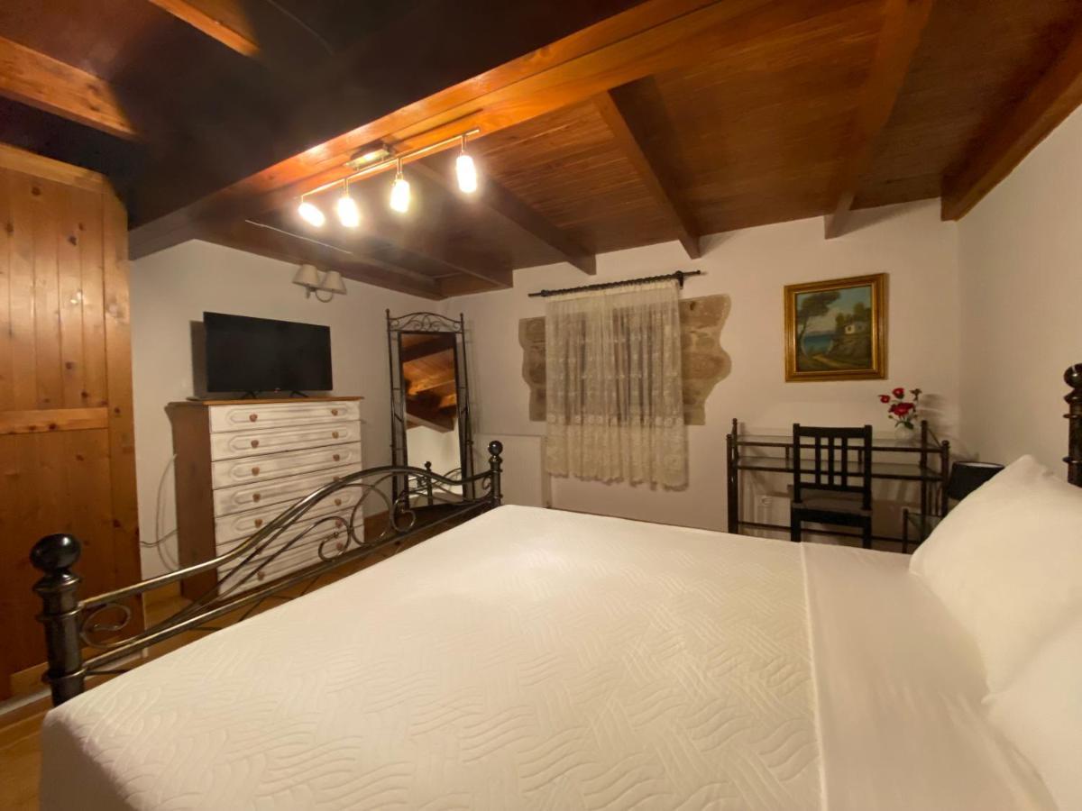 Pegasus House Hotel Corinto Esterno foto
